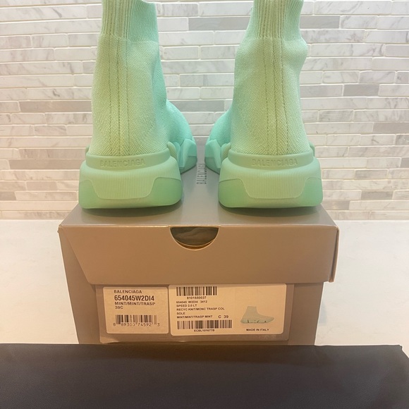 Balenciaga Speed 2.0 LT Sneakers - Picture 7 of 9